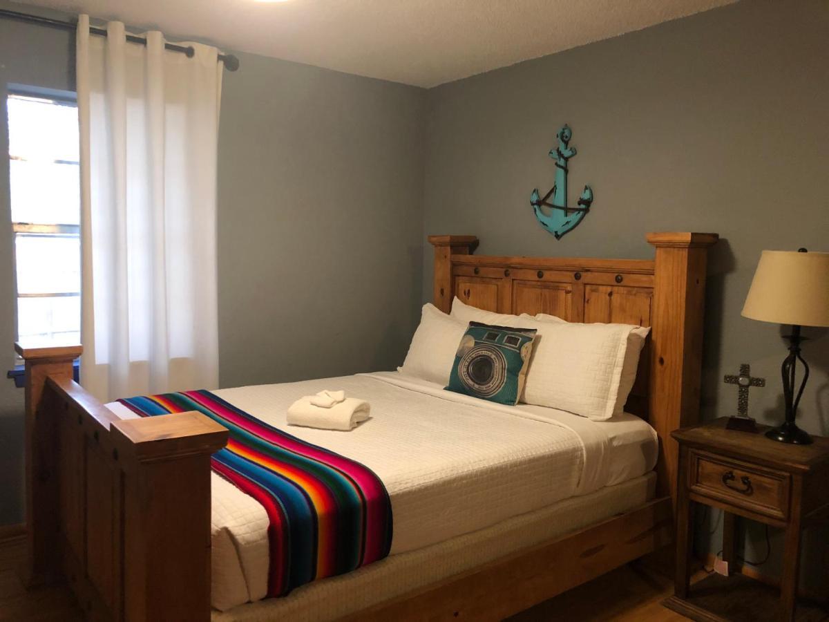 The Cove Bnb Hudson Bend 外观 照片