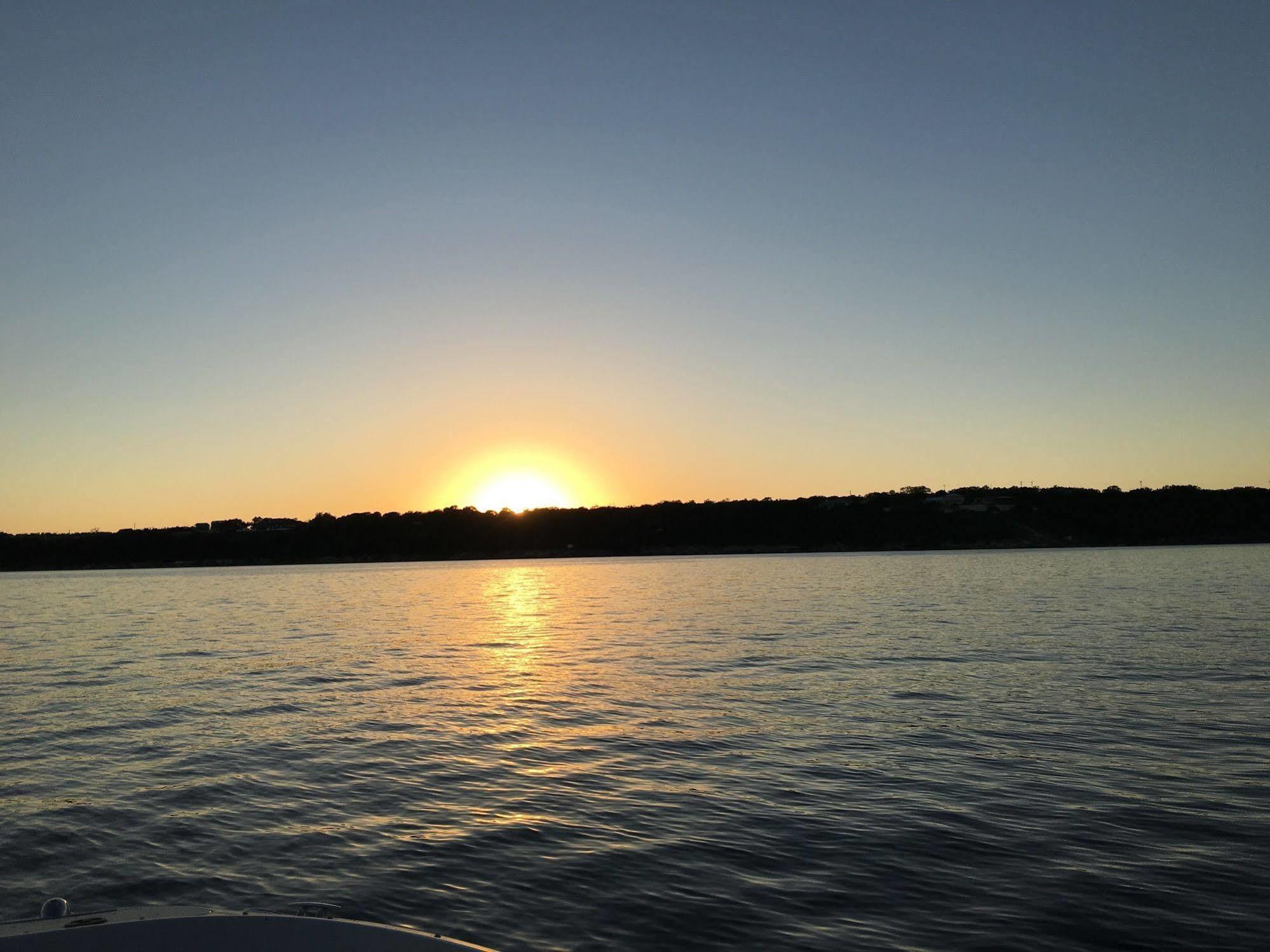 The Cove Bnb Hudson Bend 外观 照片